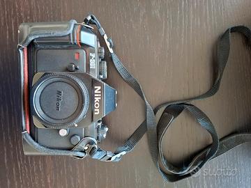 Macchina fotografica Nikon F-301 + obiettivo