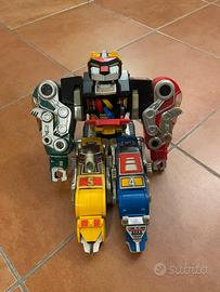 Robot voltron