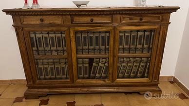 Libreria corredata di enciclopedia Treccani