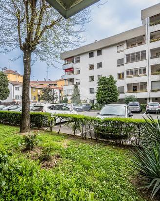 4 LOCALI A MILANO