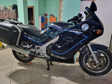 SUZUKI GSX1100F iscritta registro FMI