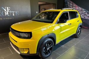 FIAT Grande Panda Hybrid Icon 1.2 Hybrid 100cv