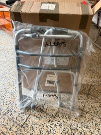 Deambulatore pieghevole articolato