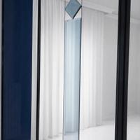 Camera da letto nera e blu 