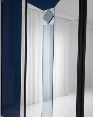 Camera da letto nera e blu 