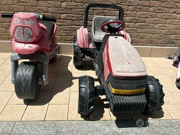 coppia trattore a pedali e moto