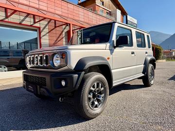 Suzuki Jimny 4x4 - 5 PORTE - 4 POSTI VETTURA !!!