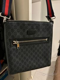 Gucci GG Borsa messenger nera (grande)