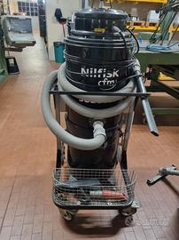 Aspiratore Nilfisk SOL3000