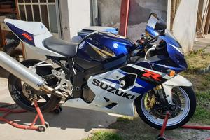 Moto SUZUKI GSX-R 750 K4