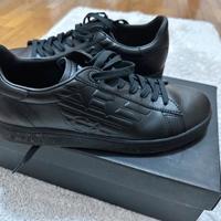 Emporio Armani nere