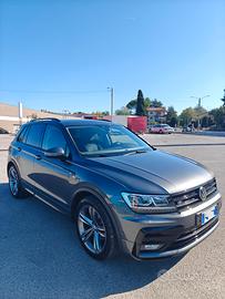 Volkswagen Tiguan 1.5 sport dsg r line