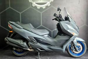 Suzuki Burgman 400