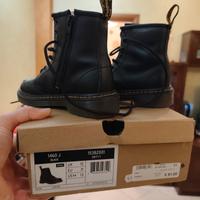 DR MARTENS 31