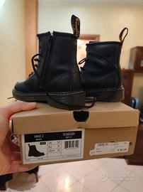 DR MARTENS 31