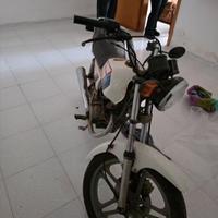Moto honda 125 cs 83'