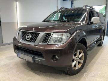 NISSAN Navara 2.5 dCi 190CV 4 porte DC. Platinum