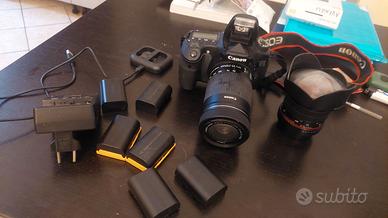 Canon EOS 60D + 2 obiettivi + batterie + borsa fot