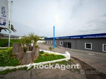 PORZIONE DI CAPANNONE - PREDDA NIEDDA