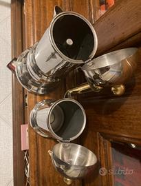Caffettuera e lattiera kontessa