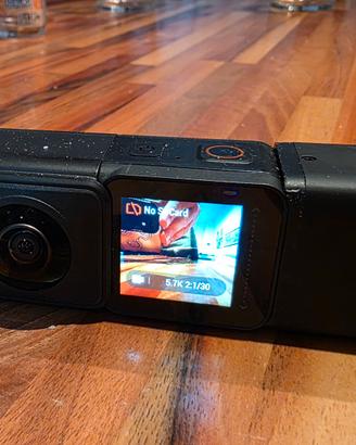 Insta 360 one R