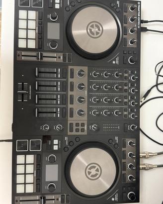 Console Traktor S4 MK3 + Valigetta