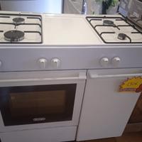 Cucina a gas 4 fuochi DE LONGHI