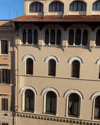 Palazzo / Stabile di 5000 m² a Roma