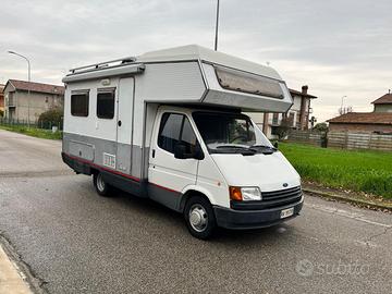 FORD TRANSIT LAIKA 2.5 Diesel 