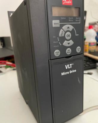 Inverter-VFD trif/trifase Danfoss 7,5 kw - 10 hp