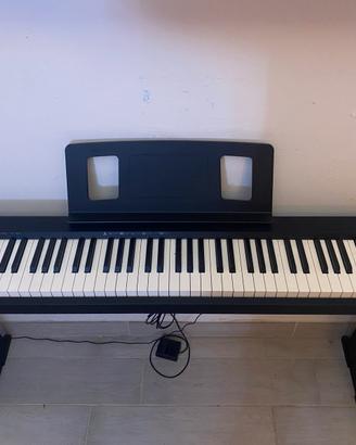 Roland FP-10 + supporto originale – Come nuovo