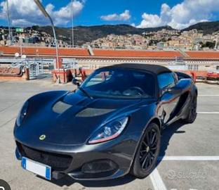 Lotus elise 220 sport