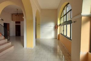 BARONISSI abitazione su 2 livelli e ampio giardino