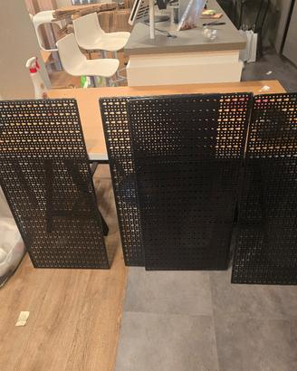 griglia in metallo per porta attrezzi