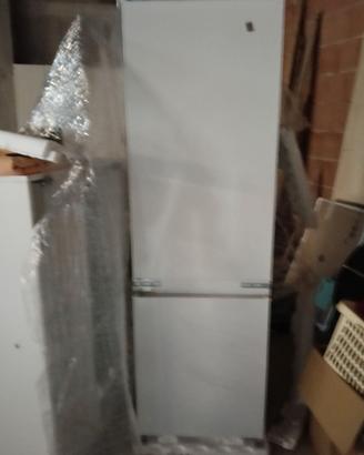 Frigo Whirlpool nuovo imballato