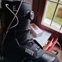 snoeboard scarponi nuovi