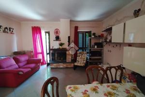 3 LOCALI A BELLEGRA