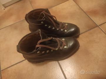 Scarponi da montagna artigianali taglia 43