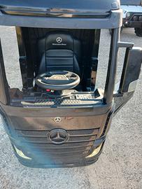 Baby car Camion Mercedes Benz Actros HL358