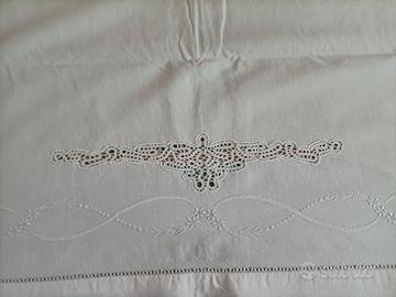 Lenzuolo pizzo di Cantù 