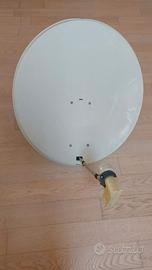 Parabola cm 70 usata con illuminatore dCSS04 LNBF