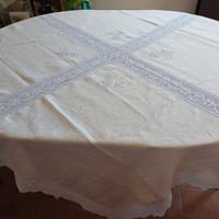 tovaglia in lino grezzo interamente lavorata a man