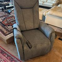 Poltrona reclinabile elettromedicale