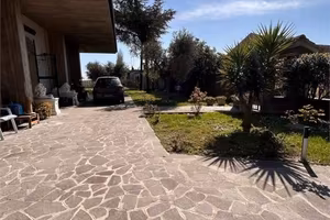 Appartamento di 150 m² con più di 5 locali a Bella