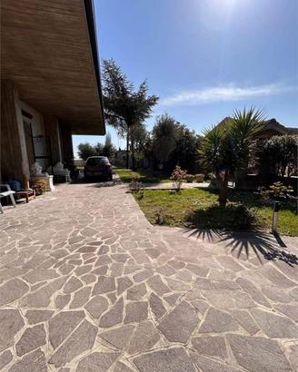 Appartamento di 150 m² con più di 5 locali a Bella