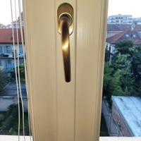 FINESTRA IN LEGNO SMALTATO