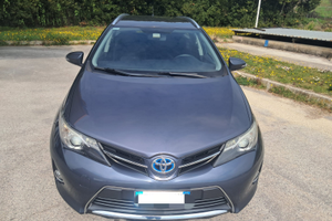 Auto Toyota Auris