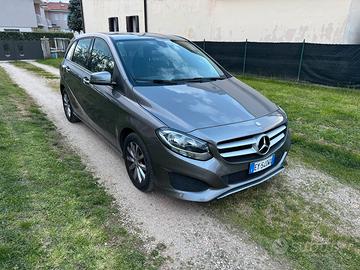 Mercedes b180 d