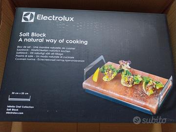 Piastra con pietra di sale Electrolux E2SLT