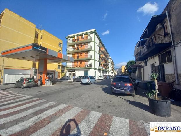 CARINI/CORSO ITALIA:LOCALE C/1 IN STATO 5